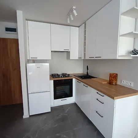 Pietro 6 I Pol Apartment