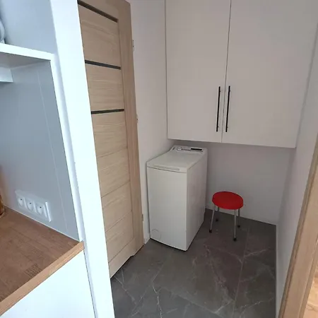 Pietro 6 I Pol Apartment